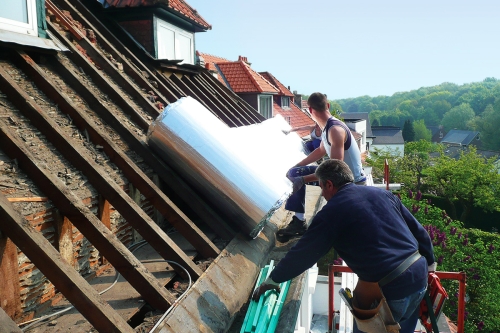 isolant thermo-réfléchissant en rouleau pour l'isolation des toitures